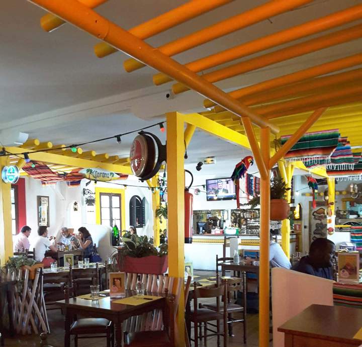 Service restaurant Fort-de-France