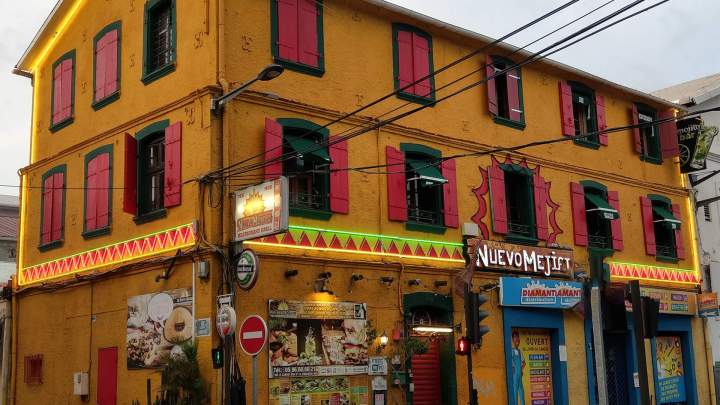 Façade restaurant Fort-de-France